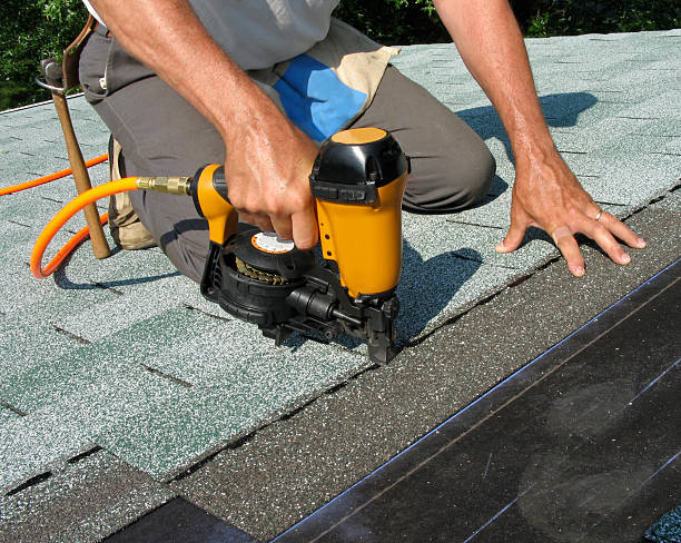 Best Flat Roof Repair Services  in Tyrone, GA